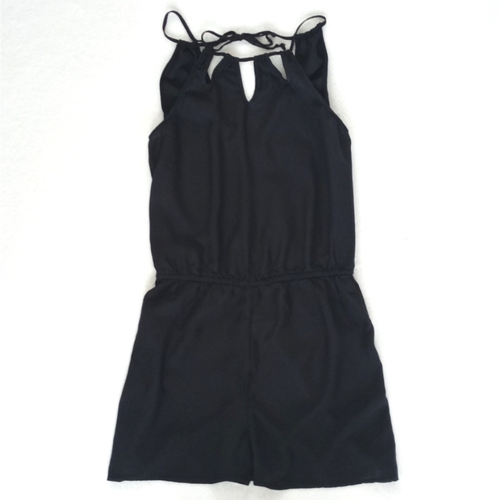 Aeropostale Women’s Black Cut Out Rayon Minimalist Jumper / Short Romper S - Picture 7 of 8